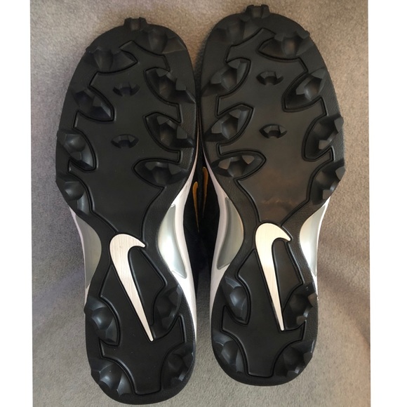 NWOT Mens Nike Cleats - Picture 6 of 6